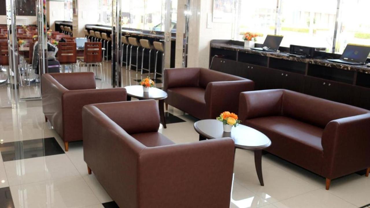 Toyoko Inn Gumma Isesaki Ekimae Εξωτερικό φωτογραφία
